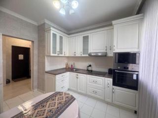Apartment opposite Almaty Arena 13-64 - Almaty - 4