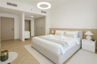 New Renovated Stylish 1 Br Dubai View 73 Floor - 8