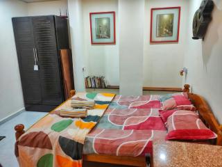 Ebony Room - Comfortable Suite - Mumbai - 5