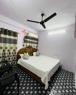 Tiwari Homestay - Ujjain - 0