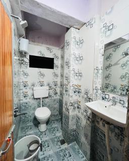 Tiwari Homestay - Ujjain - 1