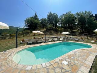 Rustic Country House - 4