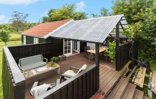 2 Bedroom Gorgeous Home In Glesborg - 1