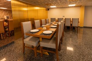 Lime Tree Hotel - Near Medanta Hospital - Gurgaon - 8
