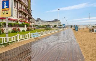 Awesome Apartment In Trouville Sur Mer - Trouville-sur-Mer - 2