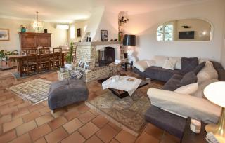 Stunning Home In Morières-Lès-Avignon - Morières-lès-Avignon - 7