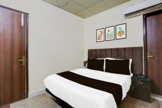 Townhouse Johri Enclave Metro Station Formerly Second Home - Ghaziabad - 8
