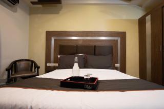 Hotel O Spine City Mall Pimpri Chinchwad Formerly SK Palace - Pune - 7