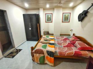 Ebony Room - Comfortable Suite - 9