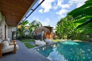 Villa Reviva - 3BR Seminyak - 3