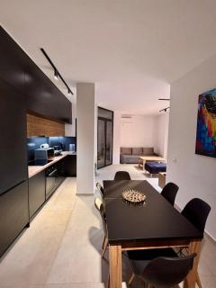 Santa Quaranta Apartment 3 - 7