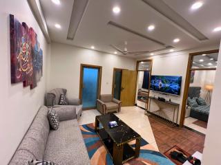 Luxury Family Villa - Islamabad - 1