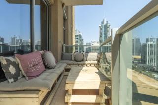 StayShort - Chic Apartment in Marina Sleeps 4 with Canal Views - 5