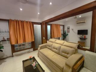 cozy 1bhk apartment Andheri - Bombay - 0