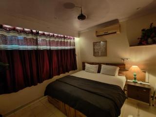 cozy 1bhk apartment Andheri - Bombay - 9