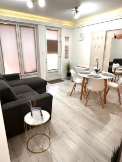 Hello Holiday Apartman - 9