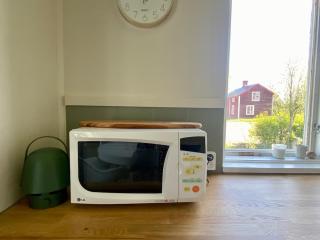 Cosy Home with River Views, Sauna & Gym - - 5