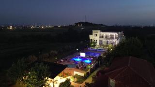 Kompleksi Kenaqesia - Barç - 7