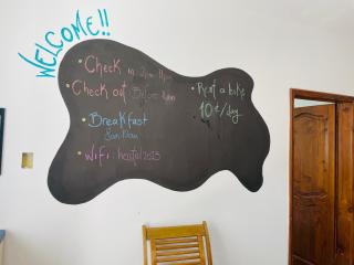 Adriatic Hostel Vlora - Vlorë - 9