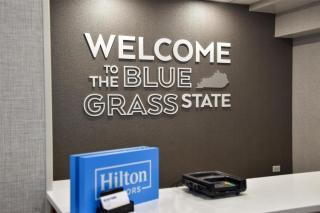Hampton Inn Frankfort - Frankfort - 9