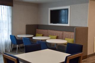 Hampton Inn Frankfort - Frankfort - 4