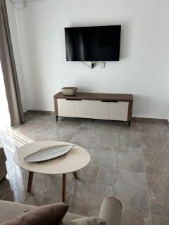 Casa M- 1-Bedroom Penthouse Apartment Seaview - Brand New - 2