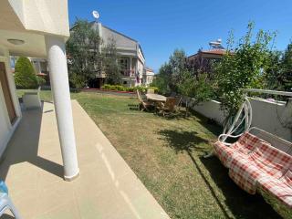 Suitable Family Home with Garden - Ayvalık - 5