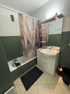 Central studio, quiet, unobstructed view, swimming pool - Mandelieu La Napoule - 7