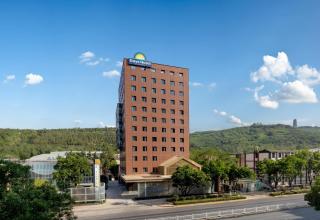 Days Hotel by Wyndham Tianshui Qinzhou - Tianshui - 9