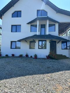 A&D House - 8