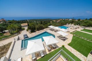 THISEFS luxury apartments Kefalonia - - 2