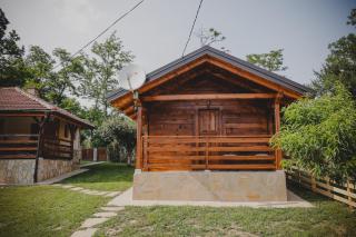 Stara kuća i brvnara - Velereč - 8