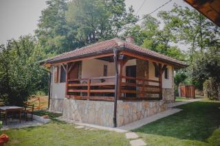 Stara kuća i brvnara - Velereč - 7