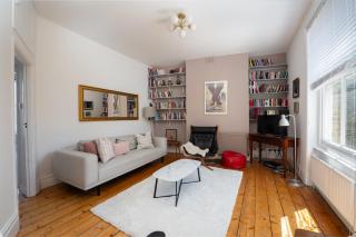 Stylish Boutique Apartment near Tufnell Park Station, 2 Spacious Bedrooms, Residential Area with Easy Access to Central London - London - 0