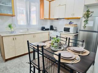 Vintage Apartment , Delta Hospitality - Ofrínion - 3
