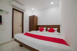 Hotel O Aria Inn - Karīmnagar - 1
