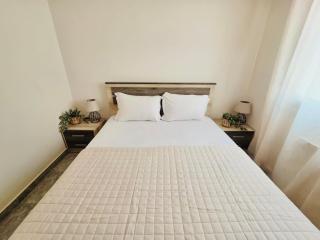 Vintage Apartment , Delta Hospitality - Ofrínion - 9