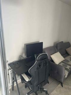 Superbe appartement à Lyon8 avec 2 balcons - Lione - 2