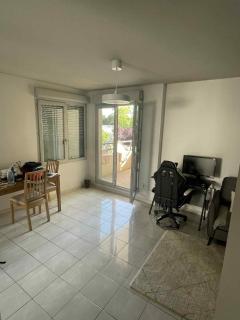 Superbe appartement à Lyon8 avec 2 balcons - Lione - 5