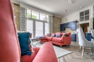 Carpenters Building - Cirencester - 1