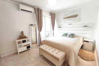 Apartment with balcony - sea view - Ajaccio - 4