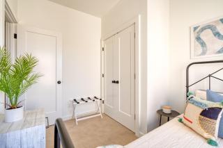Spacious Townhome Combination for the Whole Family - Portland - 3