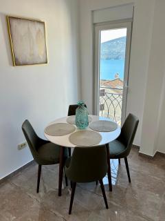 Casa M- 1-Bedroom Penthouse Apartment Seaview - Brand New - 5