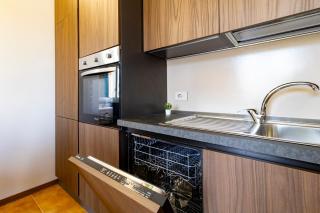 Downtown - private parking, Wi-Fi, and courtyard - Civitanova Marche - 3