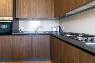 Downtown - private parking, Wi-Fi, and courtyard - Civitanova Marche - 2