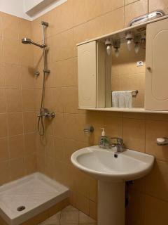 Queen Teuta Apartment - Tirana - 5