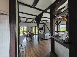 Stay At This Magnificent 100 Year Old Barn - Ruciane-Nida - 5