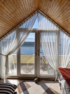 Family-Friendly 3BR Villa 50m to Beach Quiet & Spacious in Ayvalik - Ayvalık - 0