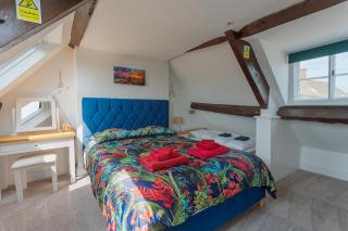 Cosy 2 bedroom Cotswold cottage - 4
