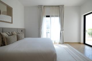 Designer Furnished Villa with Luxury Finishes in Springs 14 - 4